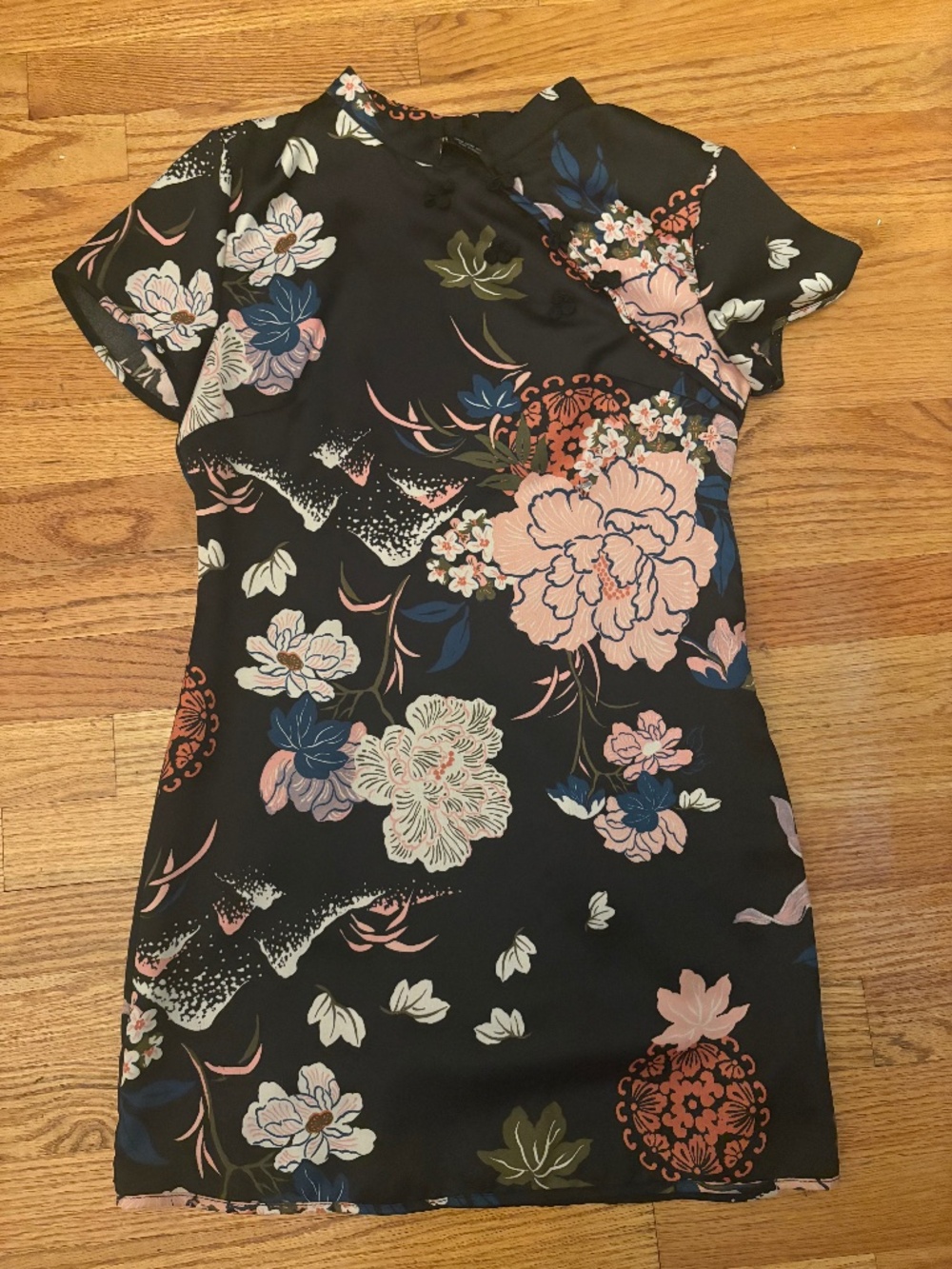Zara oriental/ mandarin style dress size M